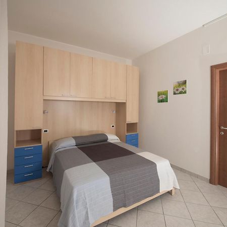 Residence Verbena Ріміні Екстер'єр фото